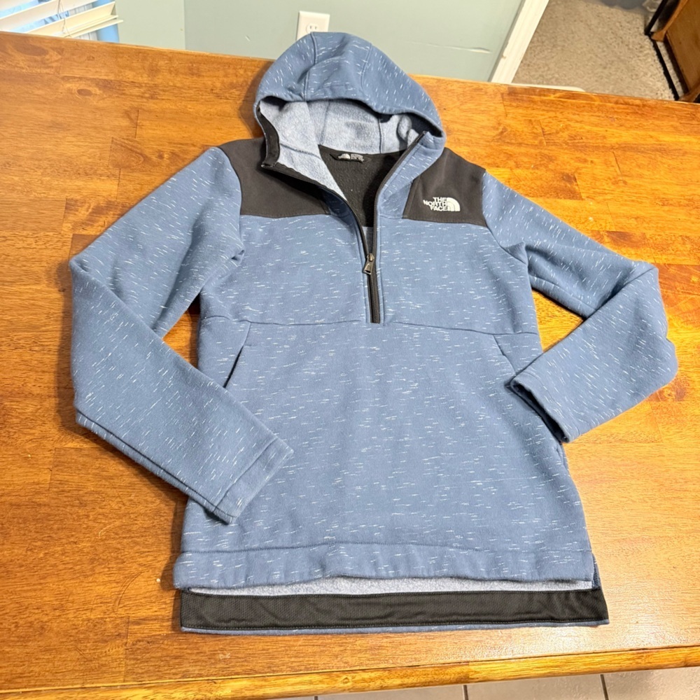 The North Face Kids Blue and Black Hooded Jacket 1/4 zip size XL 18/20